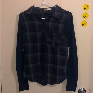 Flannel long sleeve button up